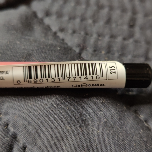 Farmasi make up combo - Picture 11 of 12